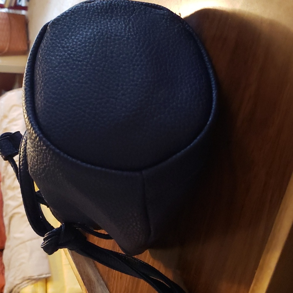 Danielle Nicole Purse - image 5